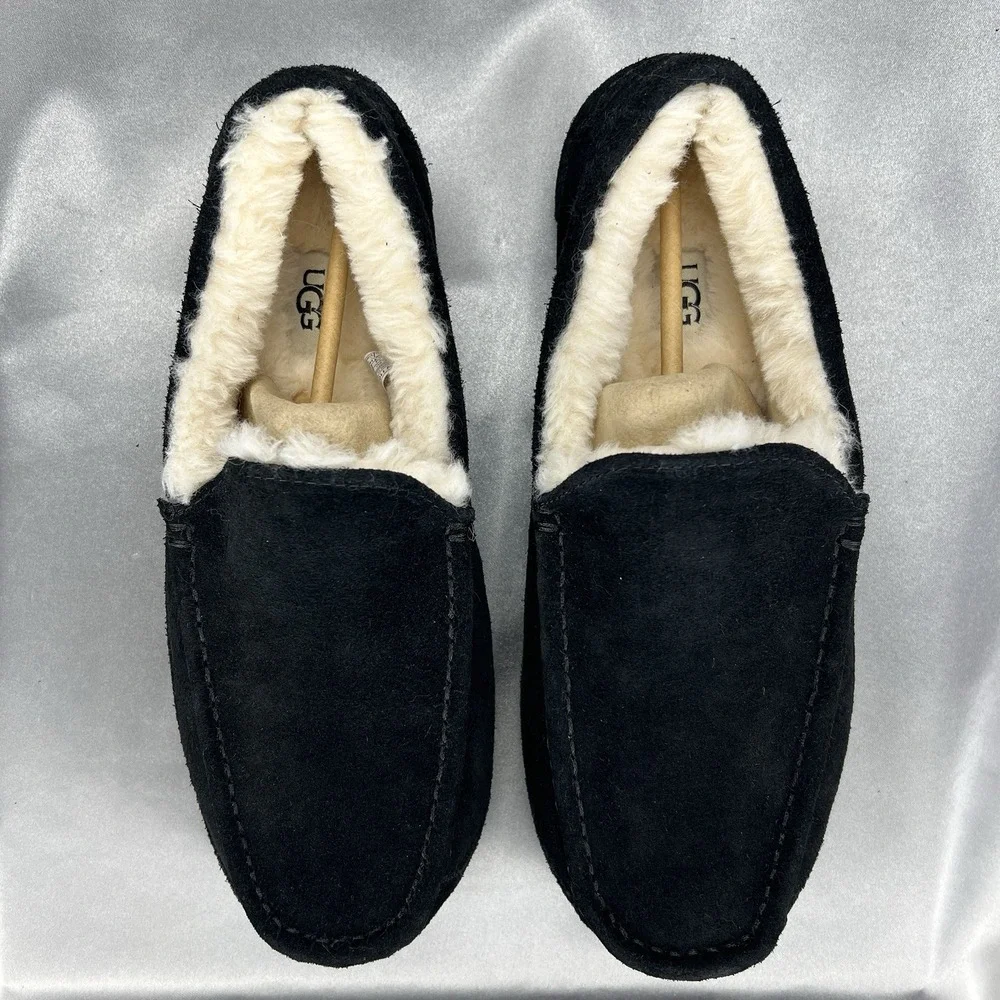 UGG Men's 11 Ascot Slipper | Black | 1101110-BLK | Comfort Slip-On Authentic New